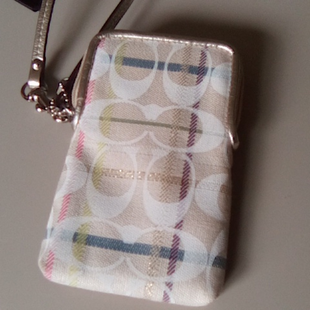 COACH Legacy pastel multicolor wristlet - Picture 9 of 12